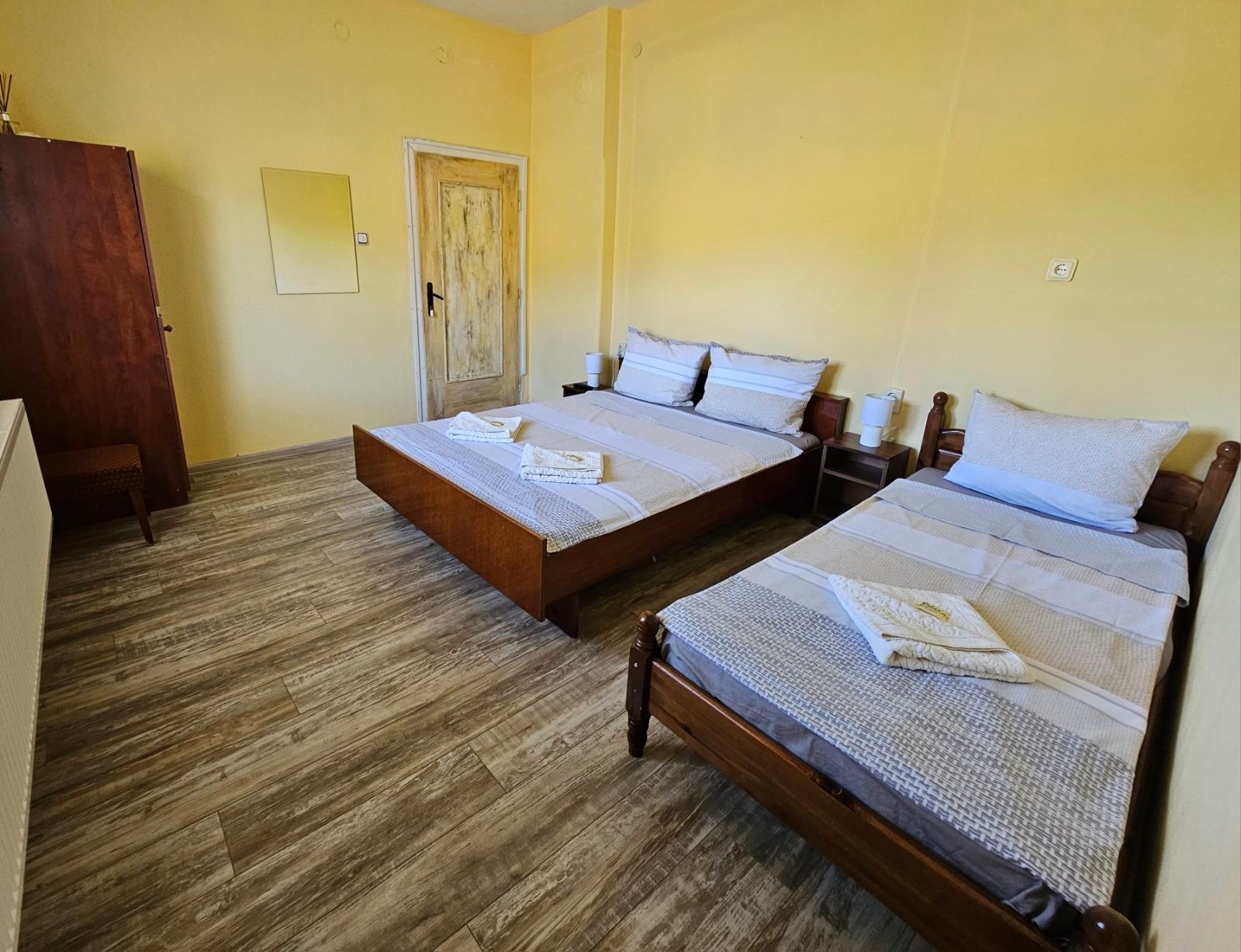 The yellow room in the house