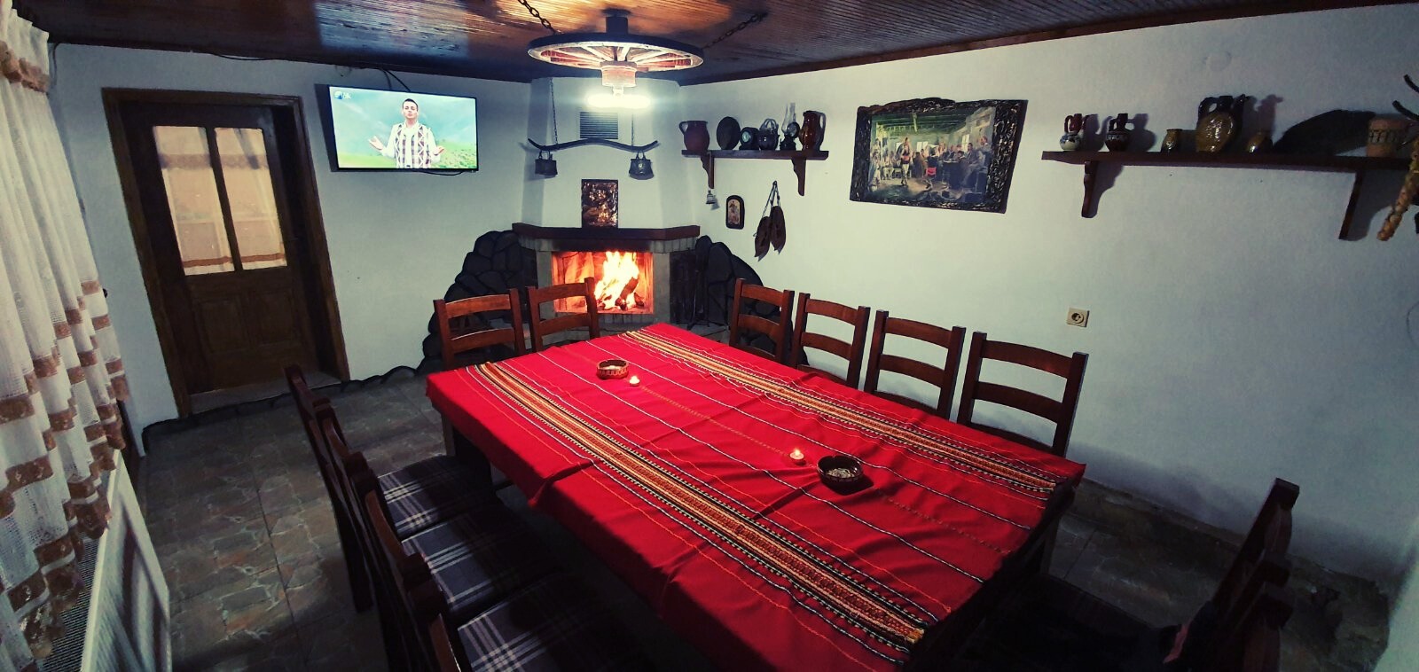 The tavern in the house